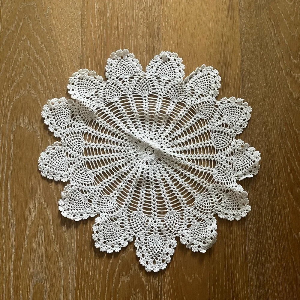 Crochet tabletop napkin white